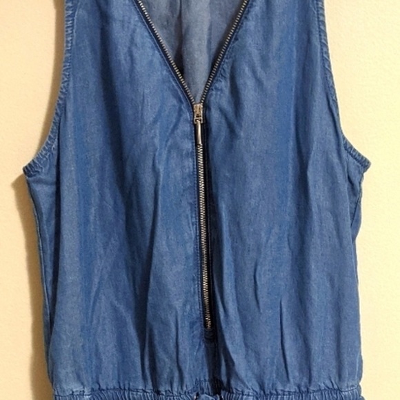 Dynamite Jean Jumpsuit XS - Picture 2 of 3